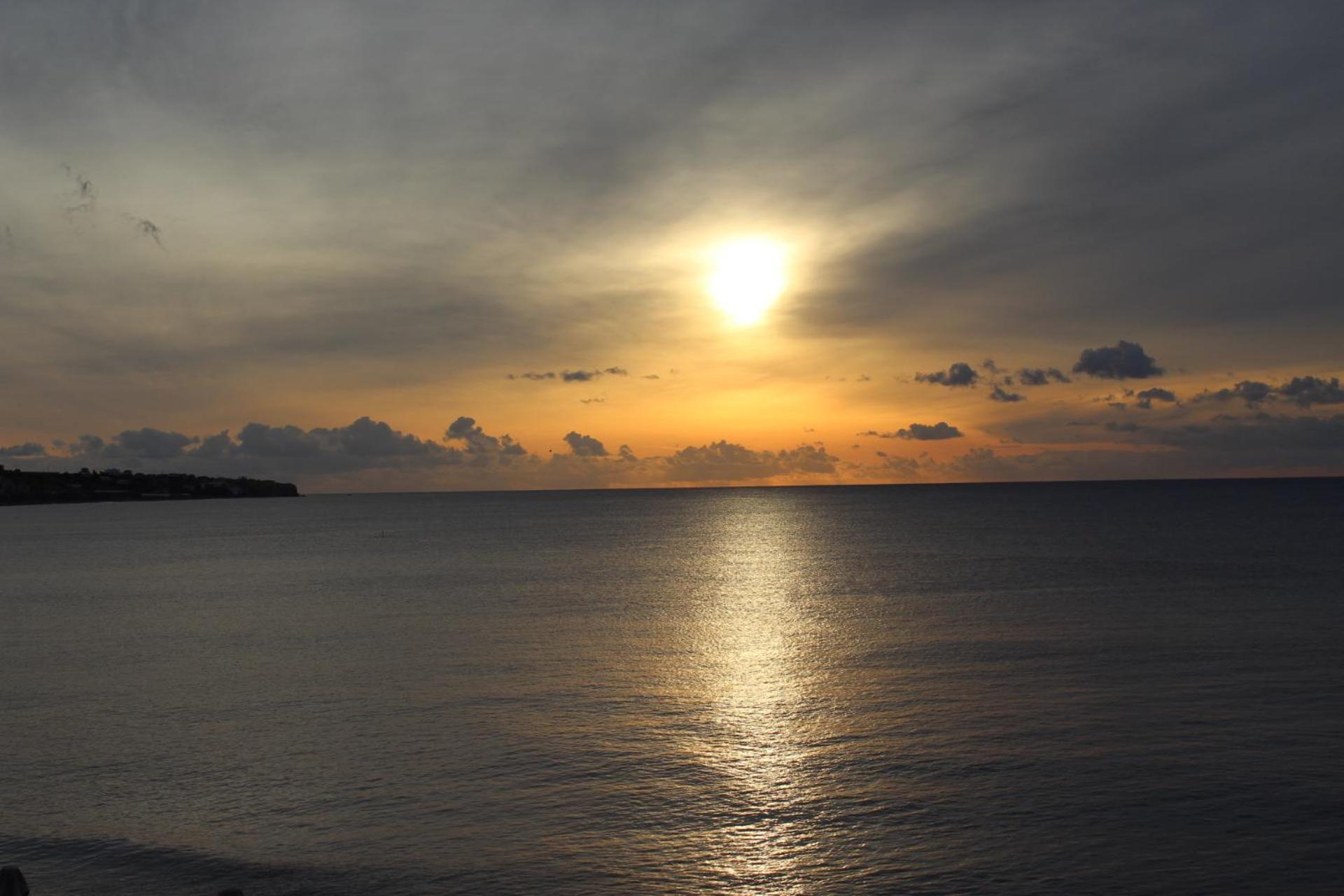 Central Urban Luxury Sea View Apt Since 2009 เอียราเปตรา ภายนอก รูปภาพ